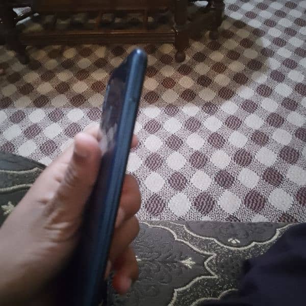 Samsung A20 model hay pta proved hay  contact 03116046865 3