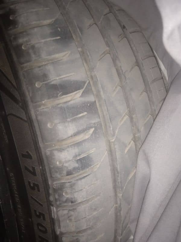Rim tyre 6 month used low profile no single puncher 1