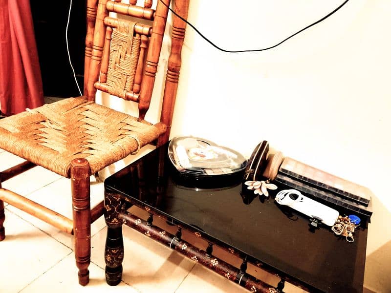 Sheesham wood sindhi chair and table 3