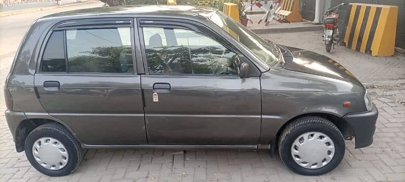 Daihatsu Cuore 2007 12