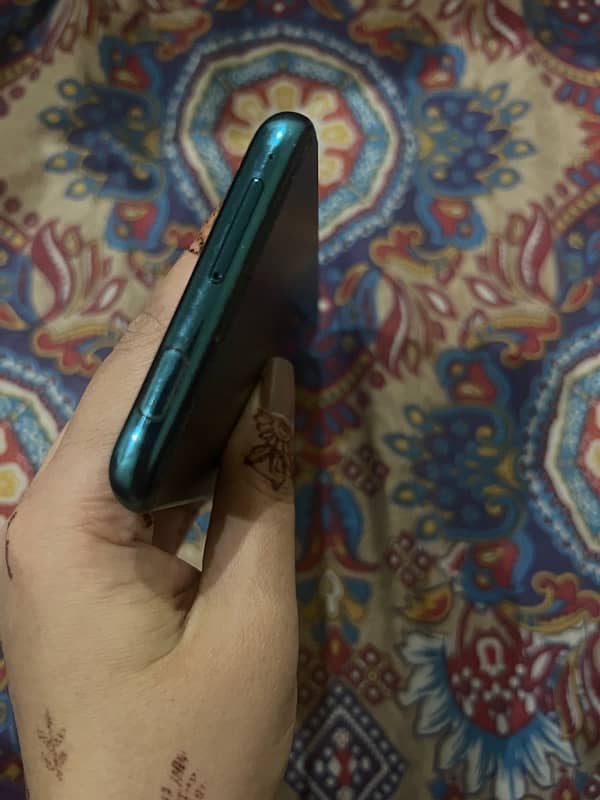 Huawei Y9 Prime 2019 4