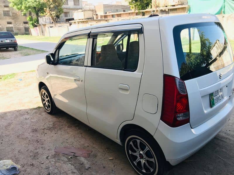 Suzuki Wagon R 2017 6