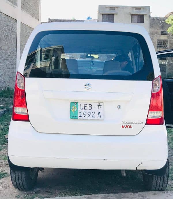 Suzuki Wagon R 2017 11