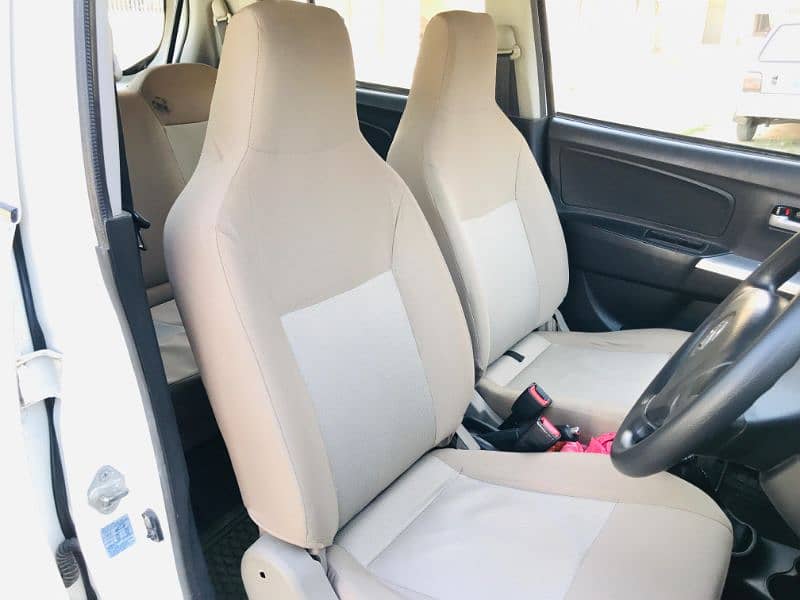 Suzuki Wagon R 2017 12