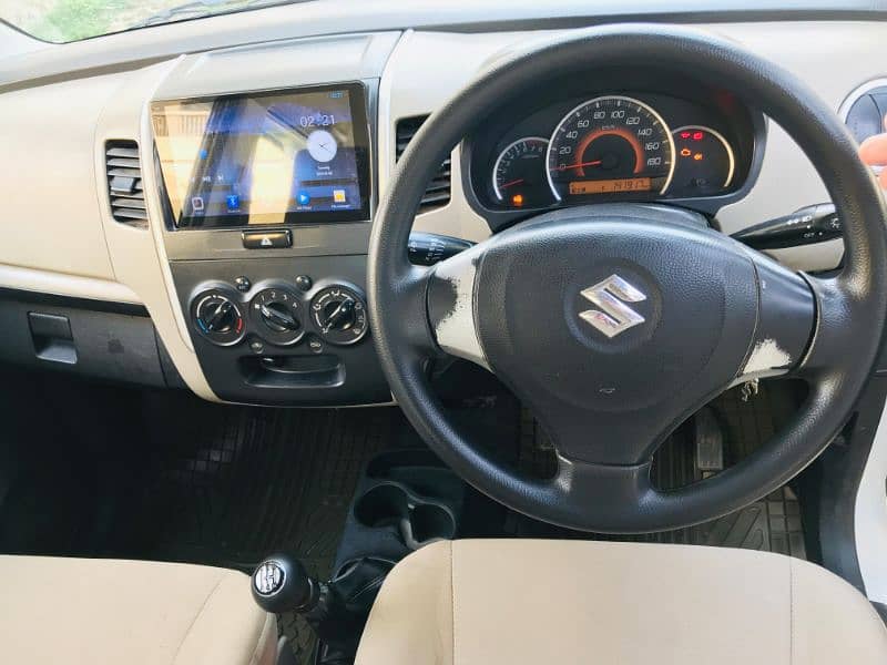 Suzuki Wagon R 2017 14