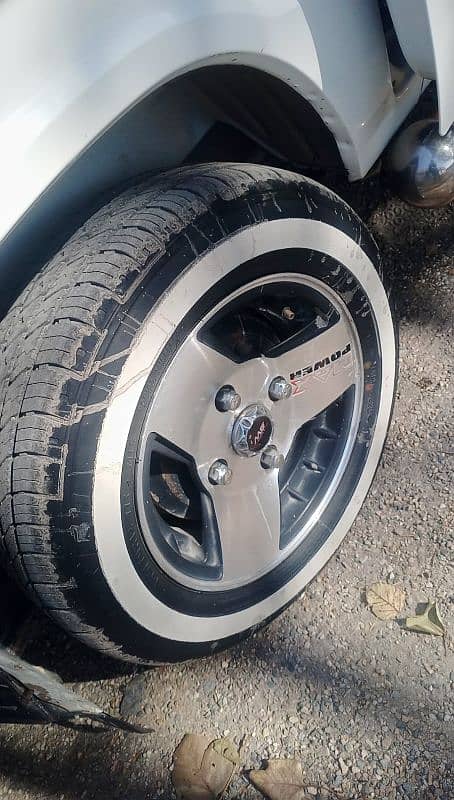 Suzuki Bolan 2018 12