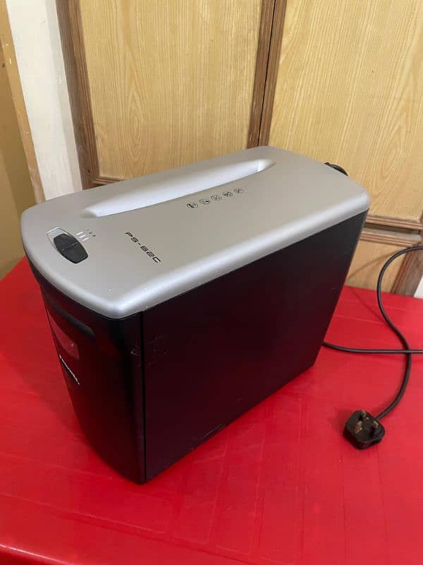 Fellowes 6 Sheets A4 Crosscut Paper Shredder Imported 2