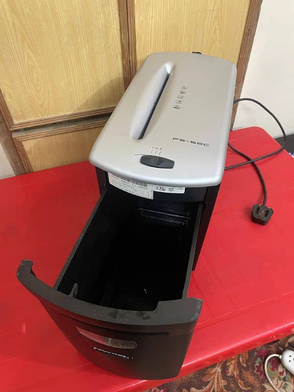 Fellowes 6 Sheets A4 Crosscut Paper Shredder Imported 3