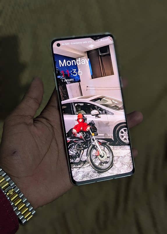 One plus 8 single Sim approve 8/128 condition 10/8 all ok 1