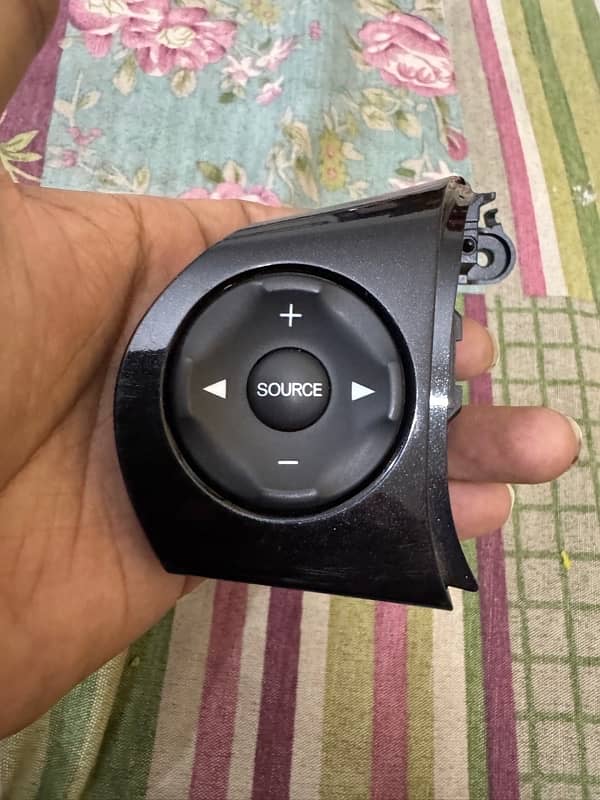 Rebirth Multimedia Button 0