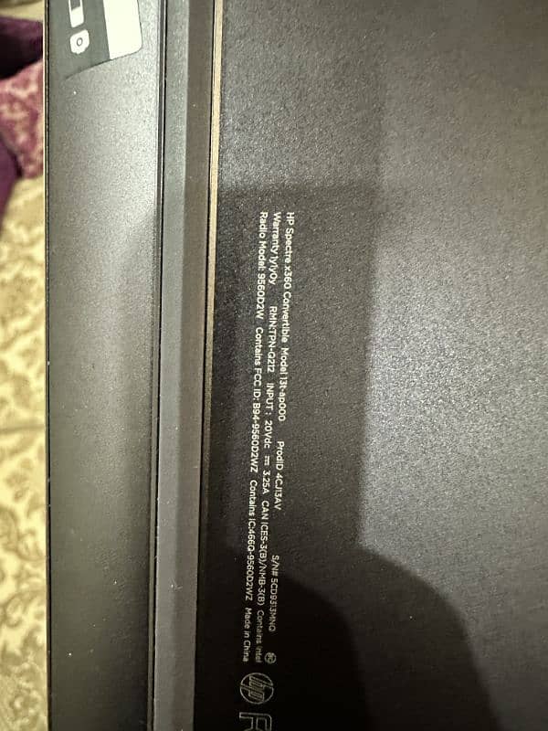 HP SPECTRE X360 i7 8th Generation Convertible  Model  13t-ap000 2