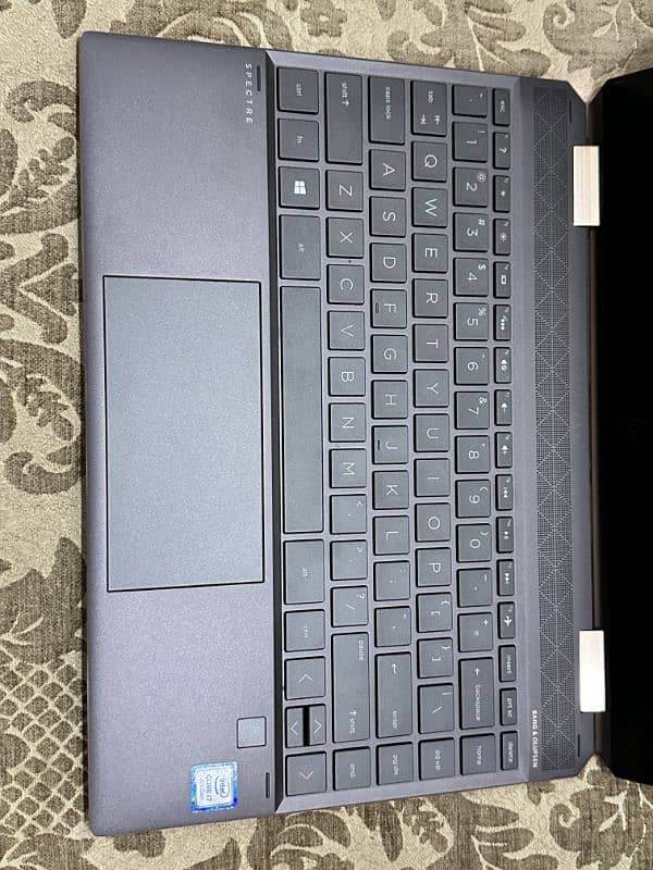 HP SPECTRE X360 i7 8th Generation Convertible  Model  13t-ap000 9
