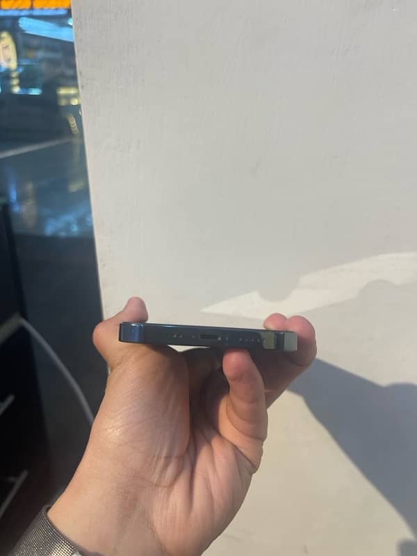 iPhone 12pro factory 4