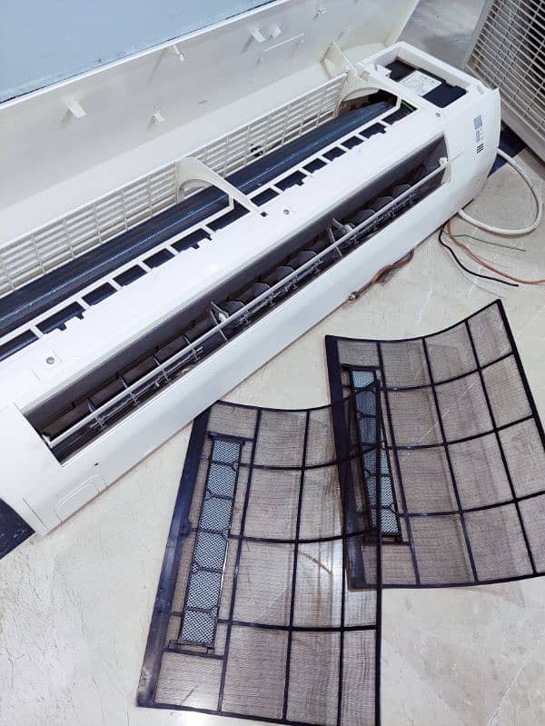 Daikin 1.6 Ton 5