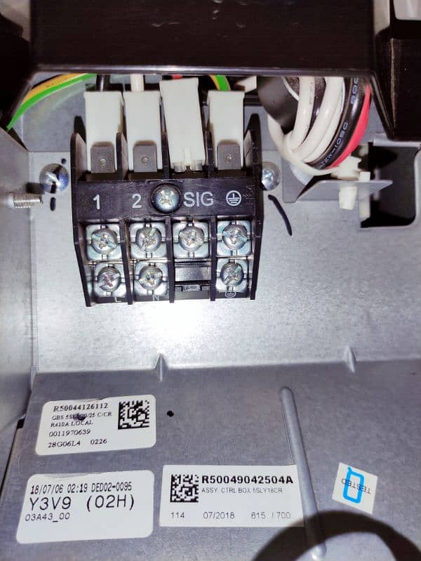 Daikin 1.6 Ton 6