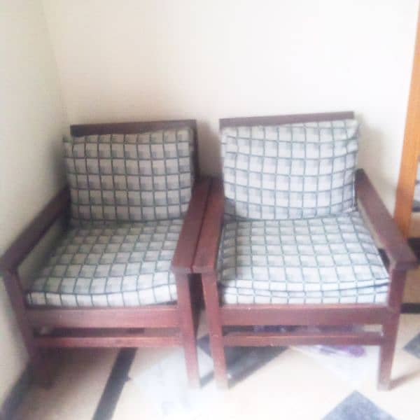 2 seater sofa 1