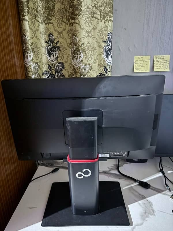 Dell OptiPlex 7050 Desktop Computer 6