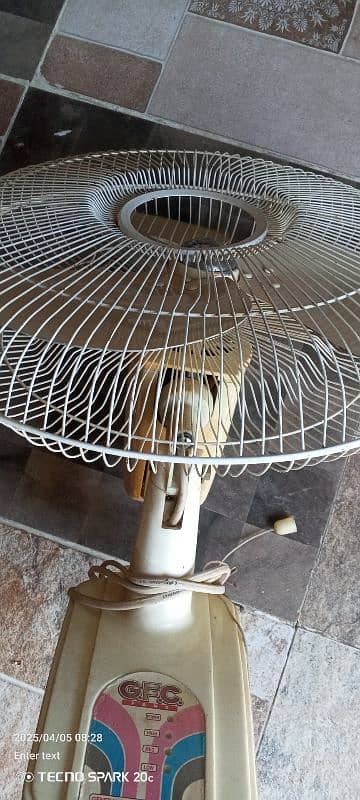 bracket fan for sale in Chishtian mandi 2