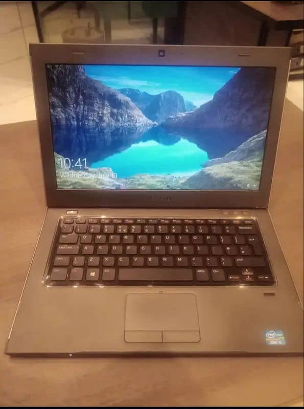 DELL vostro 3360 4