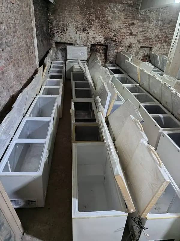 Fridges & Freezers new condition is avilable 8