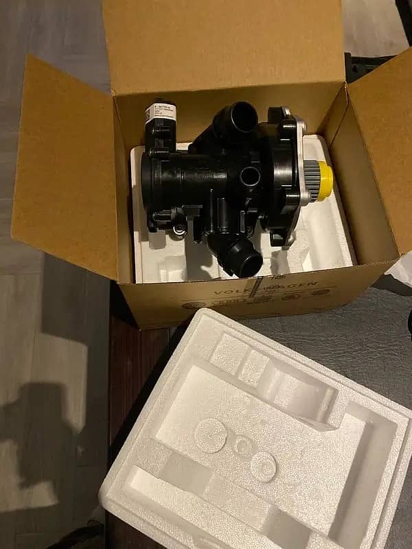 Audi, Range Rover, Prosche All spare Parts are available 12