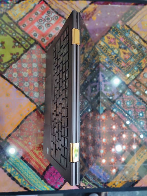 HP Spectre x360 13 4129tu 6th G Ci5 8/512GB SSD Full HD 1080p Touch 4