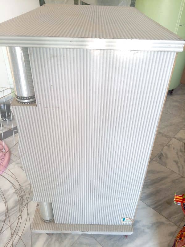 wooden tv trolley 0
