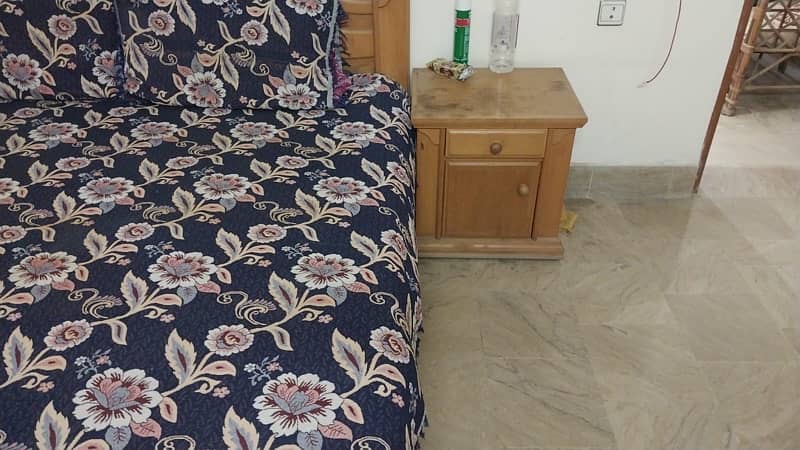 Double Bed with Dressing table 0