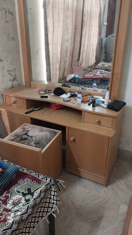 Double Bed with Dressing table 5