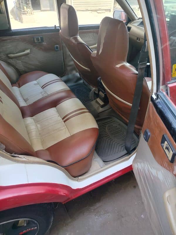 Nissan Sunny 1982model 2020 ka number Laga hova ha good condition ha 6