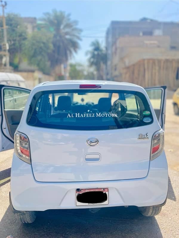 Daihatsu Mira 2015 1