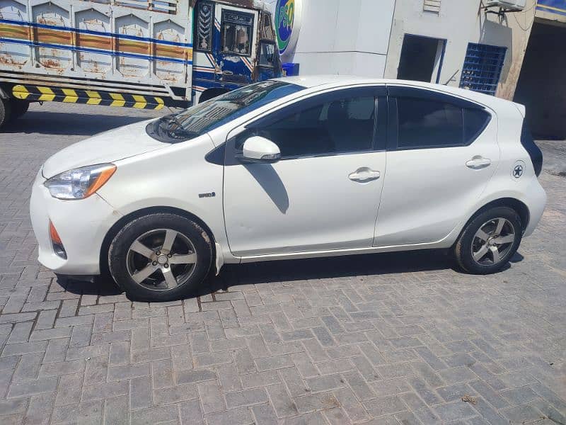 Toyota Aqua G 2012 Push Start 6