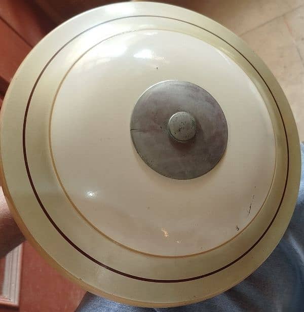 FAN GFC Ceiling fan in Good Condition 0
