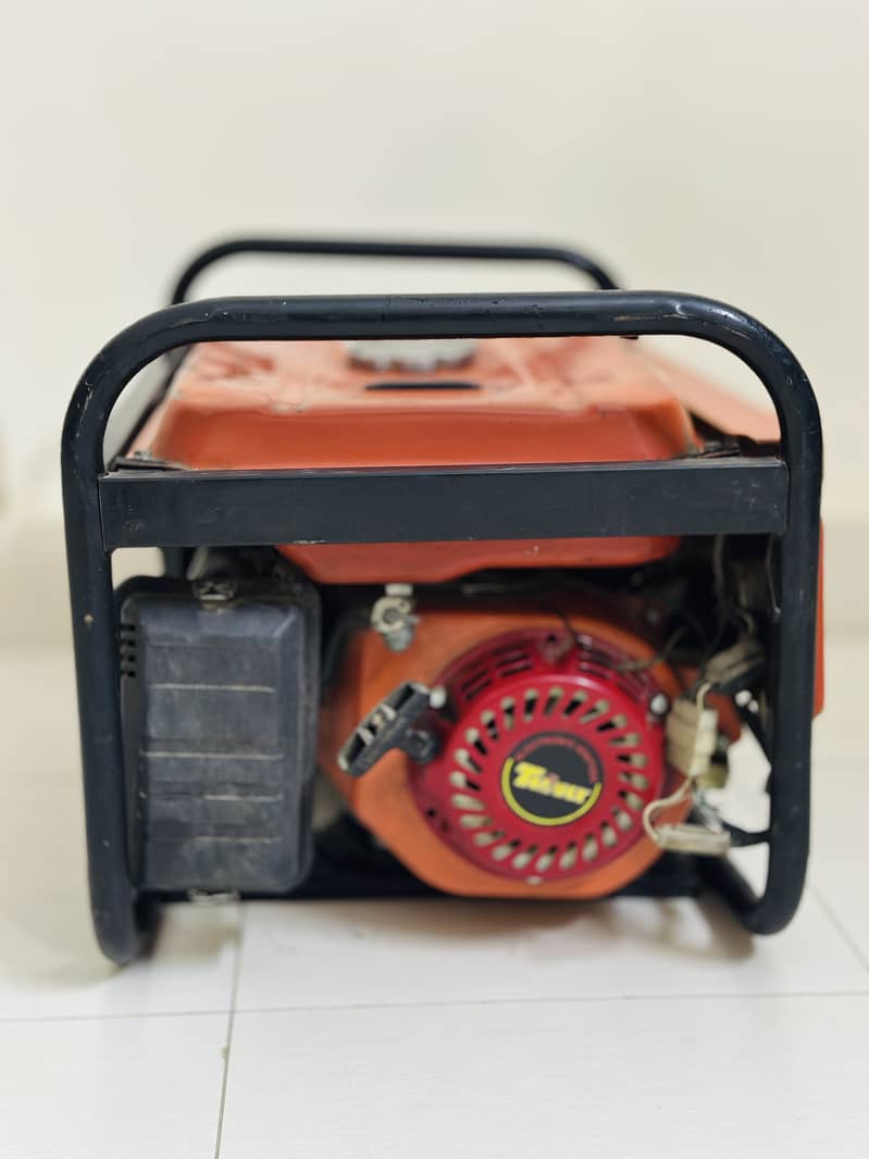 Super Fuji Gasoline Generator (3.2 kVA) 3