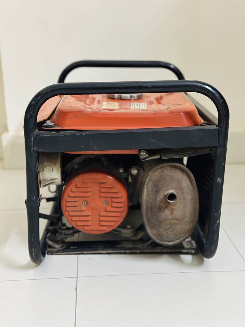 Super Fuji Gasoline Generator (3.2 kVA) 7