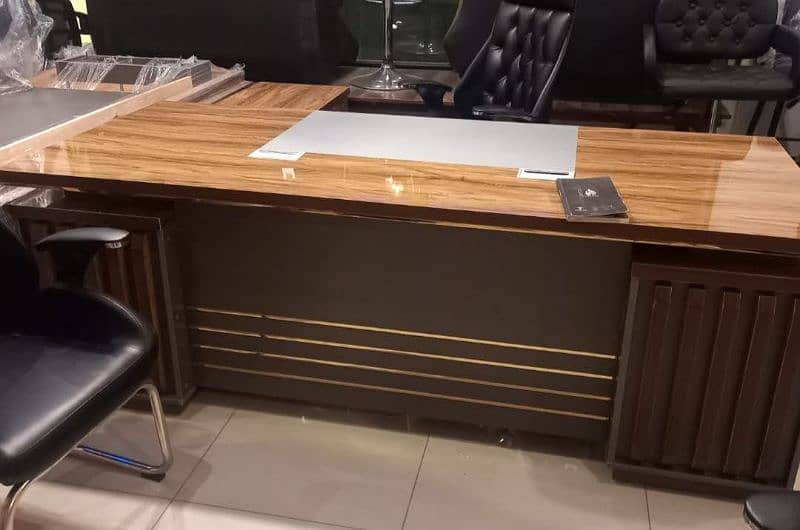 brand new 2 table 5