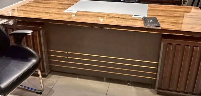 brand new 2 table 6
