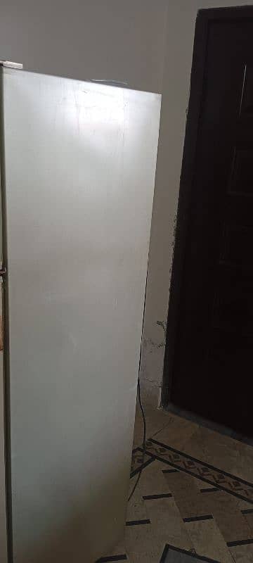 Haier fridge for sale in good condition 2
