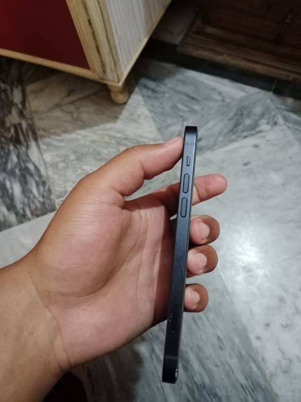 iPhone 12 jv 3