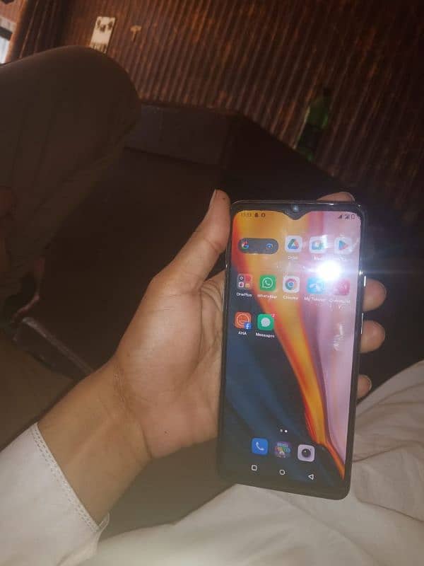 One plus 7T 8/128 exchange 4