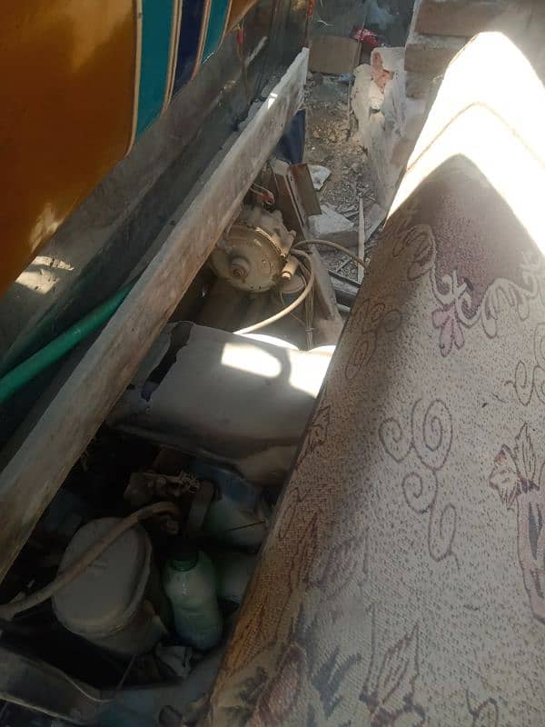 vespa Lot 2 stroke rickshaw for sale in good condition 5
