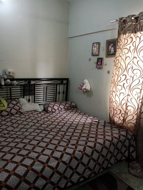 Flat For Urgent Sale 5
