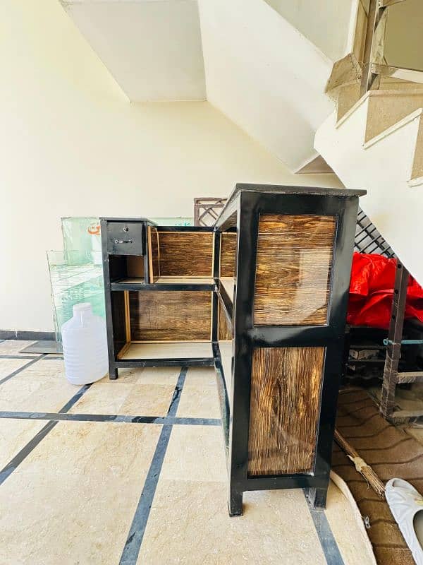 Counter Desk for Sale – Pure Iron Frame with Finished Plywood 1