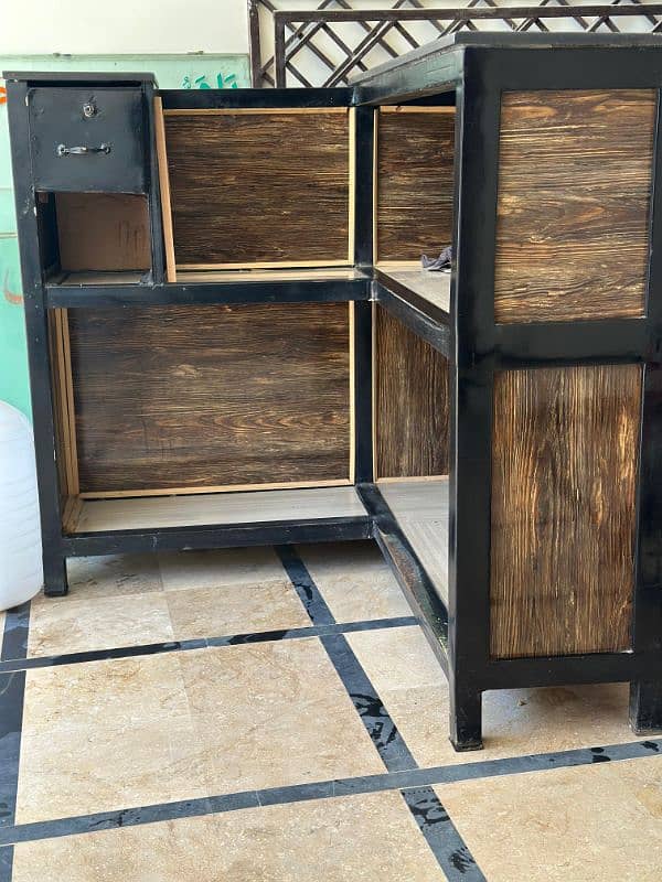 Counter Desk for Sale – Pure Iron Frame with Finished Plywood 3