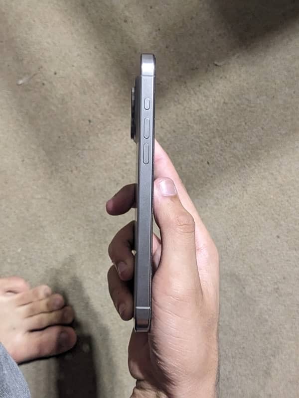 Iphone 15pro max nartural titanium 256 jv waterpack battery 88% 3