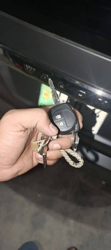 Suzuki Wagon R 2014 12