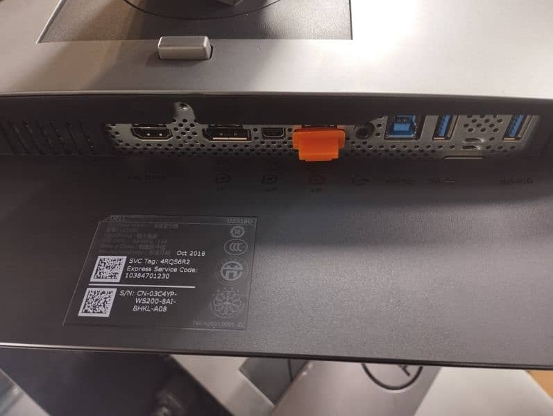25inch Dell infinity edge 2k type C LED 2
