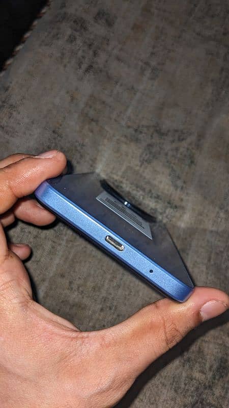 Redmi a3 with box only 2 week used phone 4