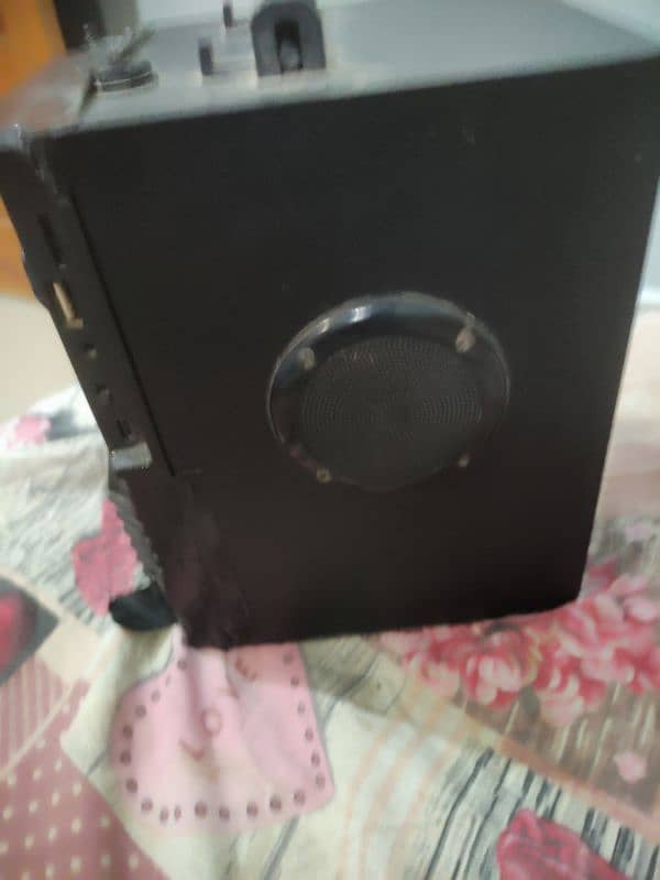 Ronin Woofer Speaker contact (03342662173) 4