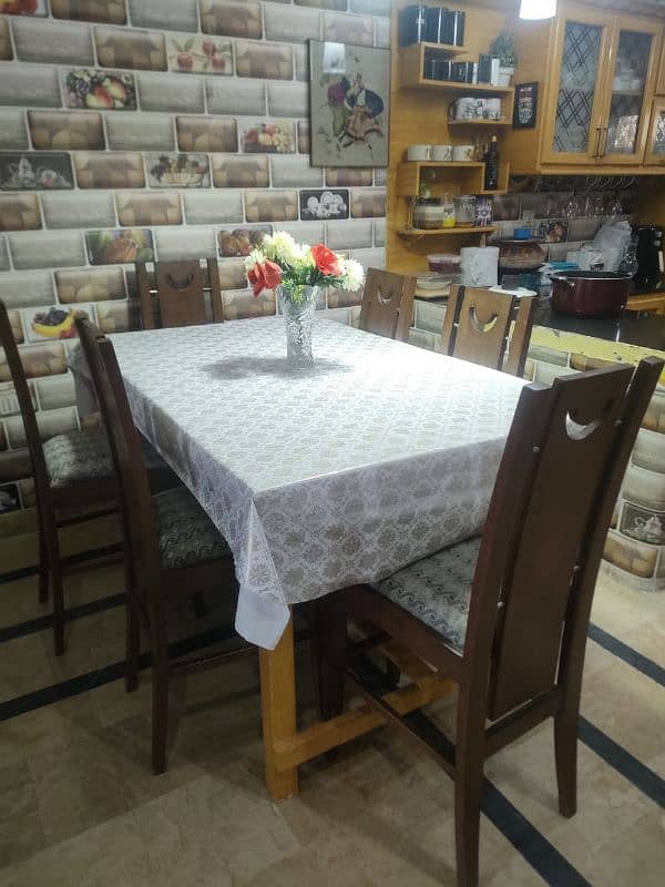 6 seater wooden dining table 2